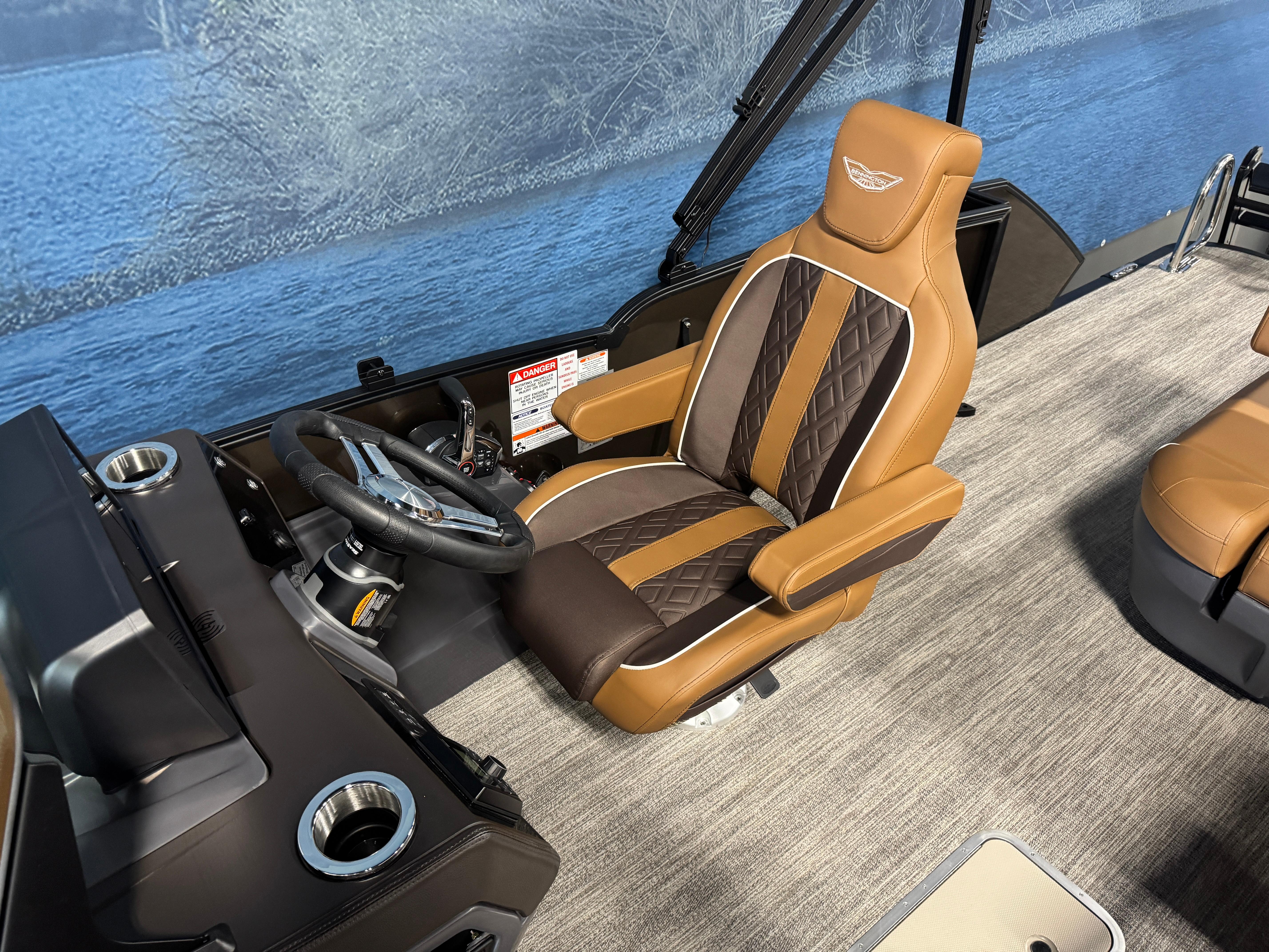 2025 Bennington 24 MSB #B2082K inventory image at Sun Country Marine Group, Irvine 2025 Bennington 24 MSB #B2082K inventory image at Sun Country Marine Group, Irvine