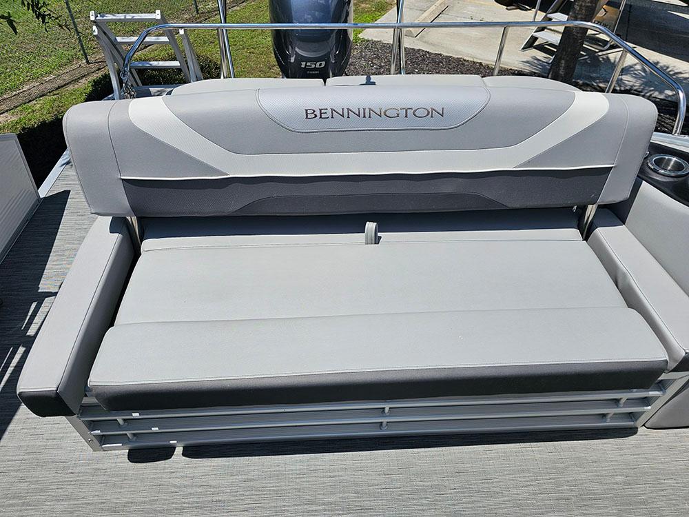 2022 Bennington 22 SXSB boat seat with gray upholstery and sleek design.