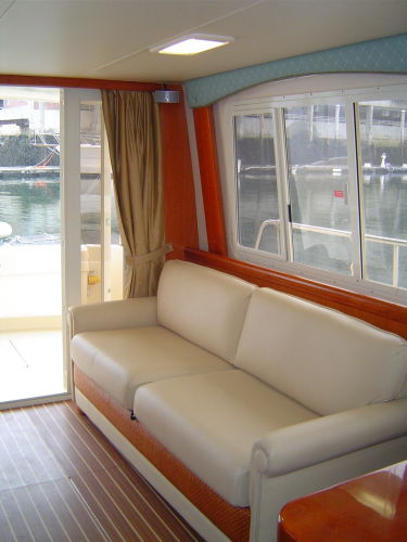 Salon Port