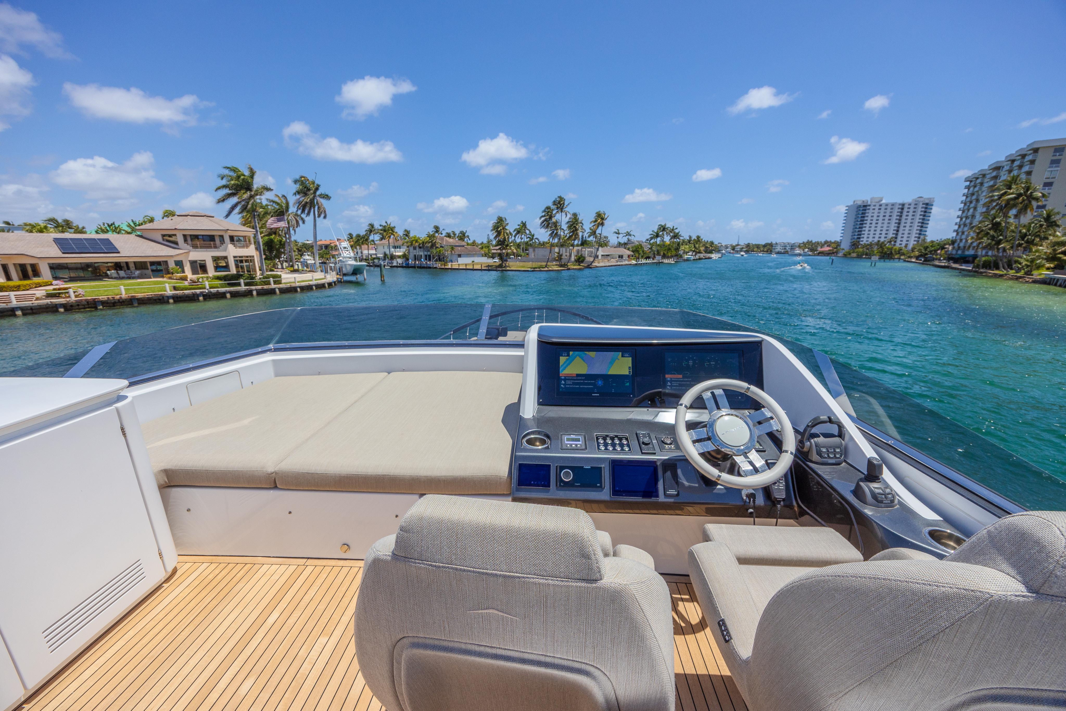 Azimut-S8 2023-NO TIME TO DIE CA-US-9774778 | Thumbnail