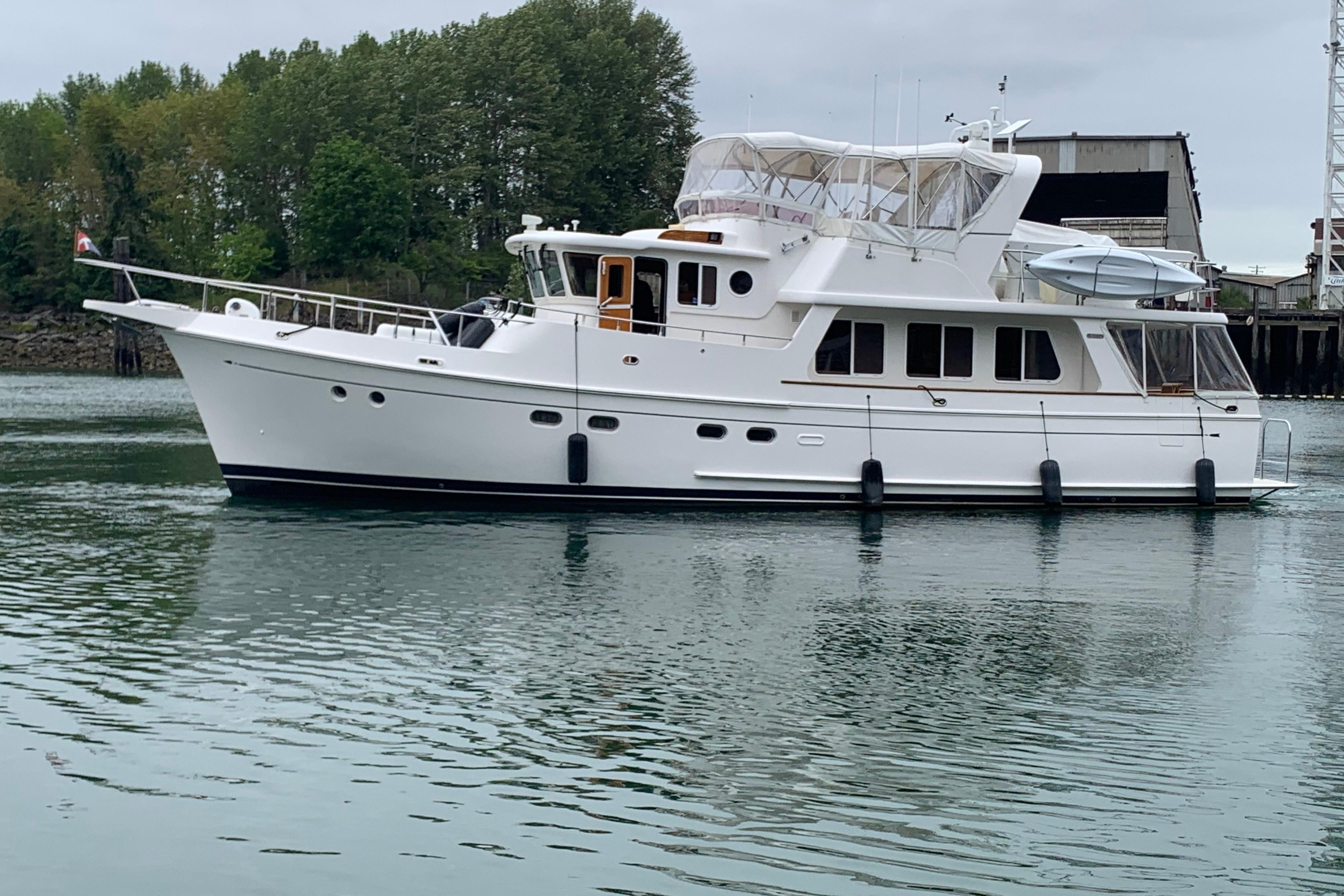 2004 Selene 53' Photo of 2004 Selene 53'