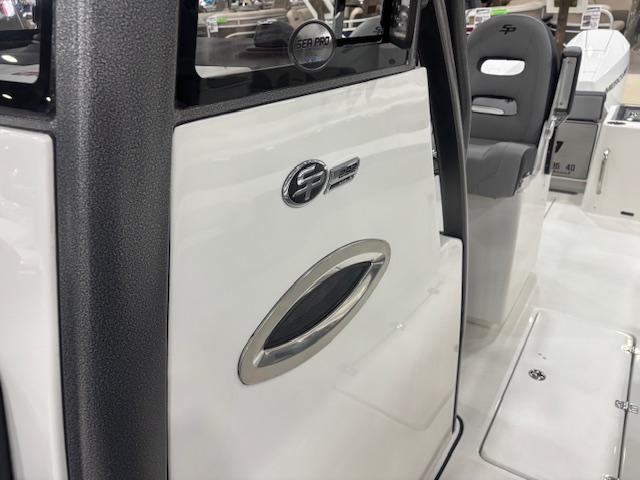2025 Sea Pro 292 Offshore Gallery