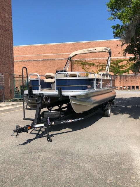 Tracker Boat Center Savannah, Boat Service