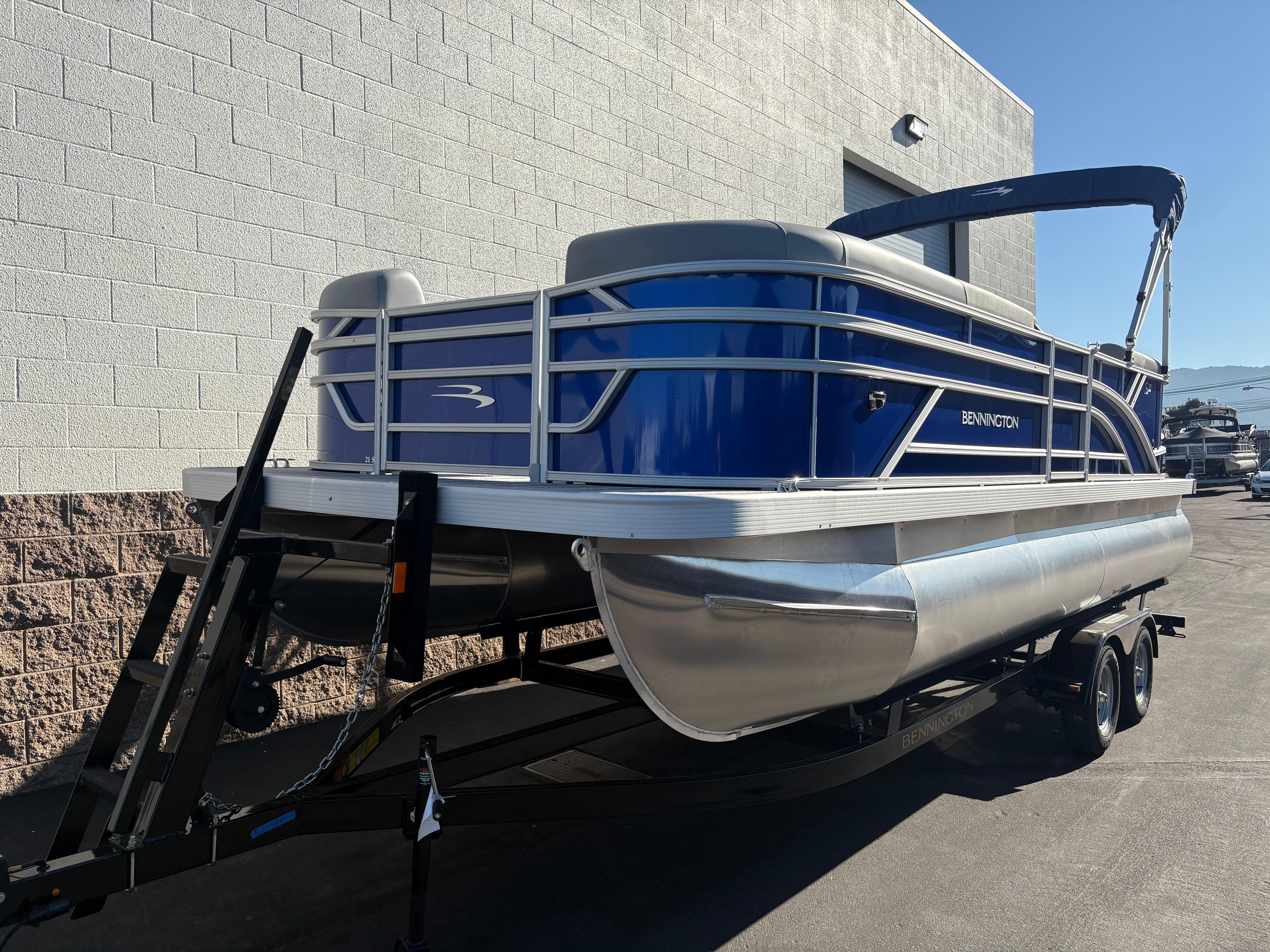 2025 Bennington 21 SSR #B2048K inventory image at Sun Country Marine Group, San Jose-Campbell 2025 Bennington 21 SSR #B2048K inventory image at Sun Country Marine Group, San Jose-Campbell