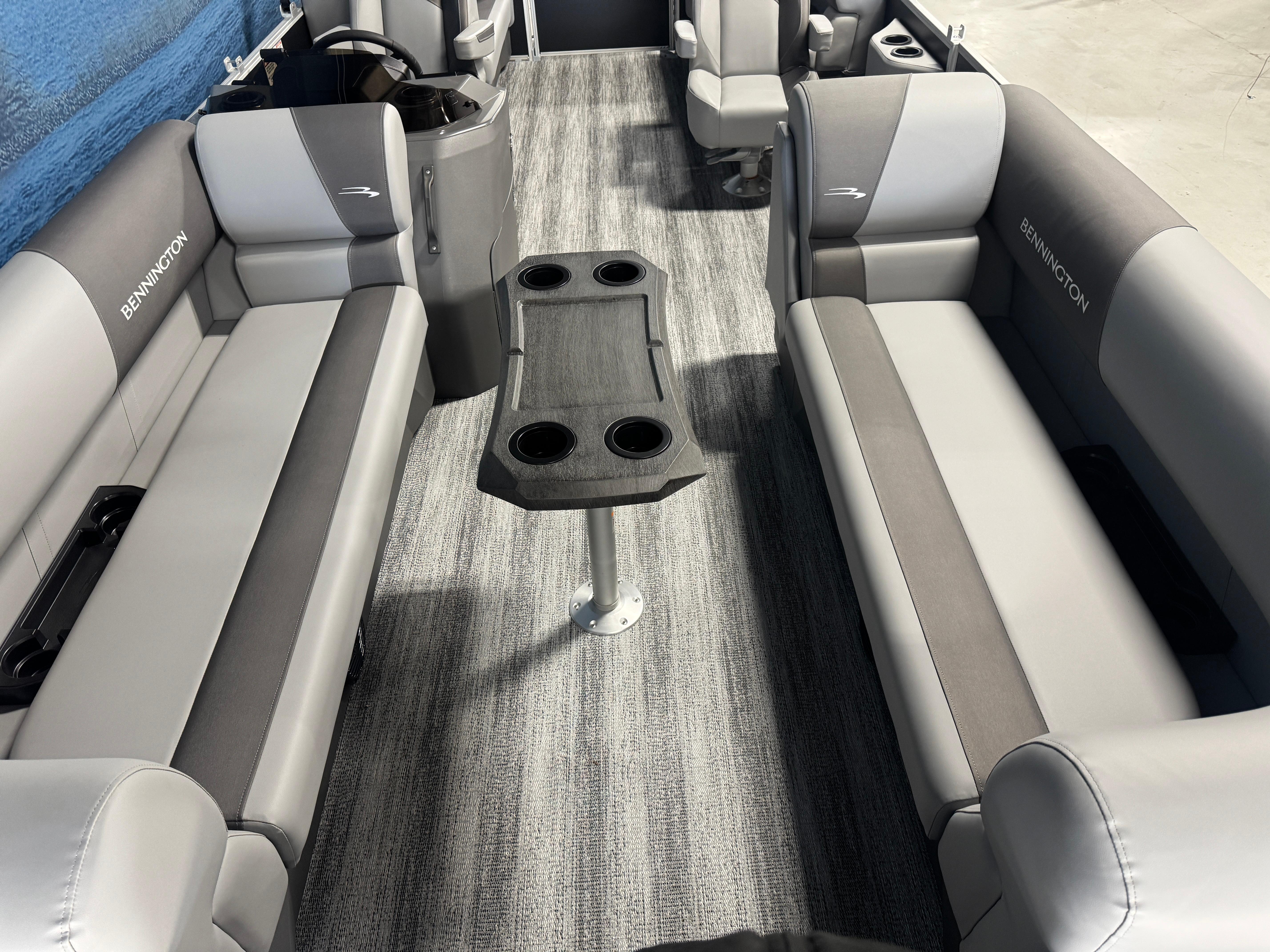2025 Bennington 21 SSR #B2047K inventory image at Sun Country Marine Group, Irvine 2025 Bennington 21 SSR #B2047K inventory image at Sun Country Marine Group, Irvine