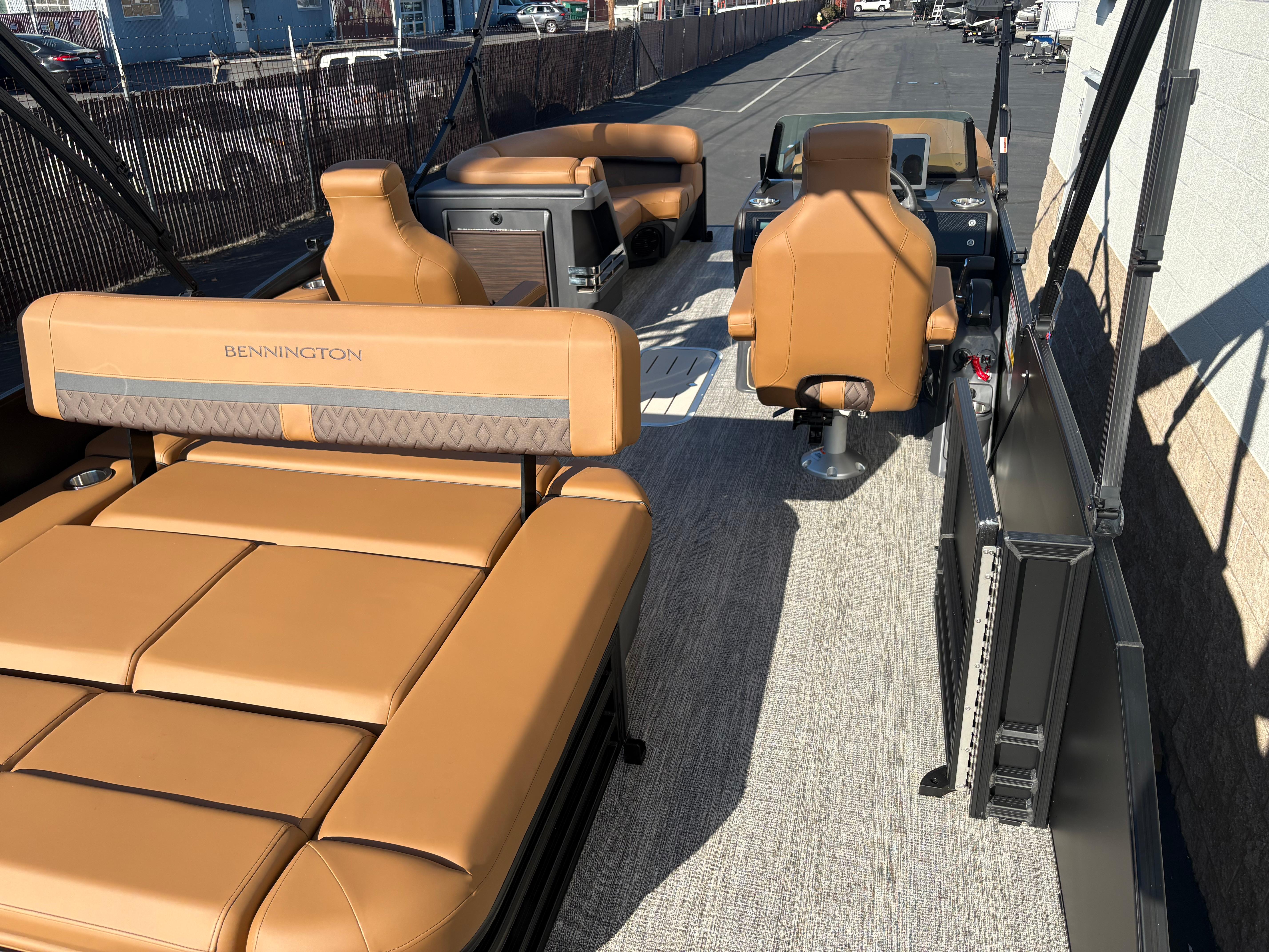 2025 Bennington 22 MSB #B2085K inventory image at Sun Country Marine Group, Irvine 2025 Bennington 22 MSB #B2085K inventory image at Sun Country Marine Group, Irvine
