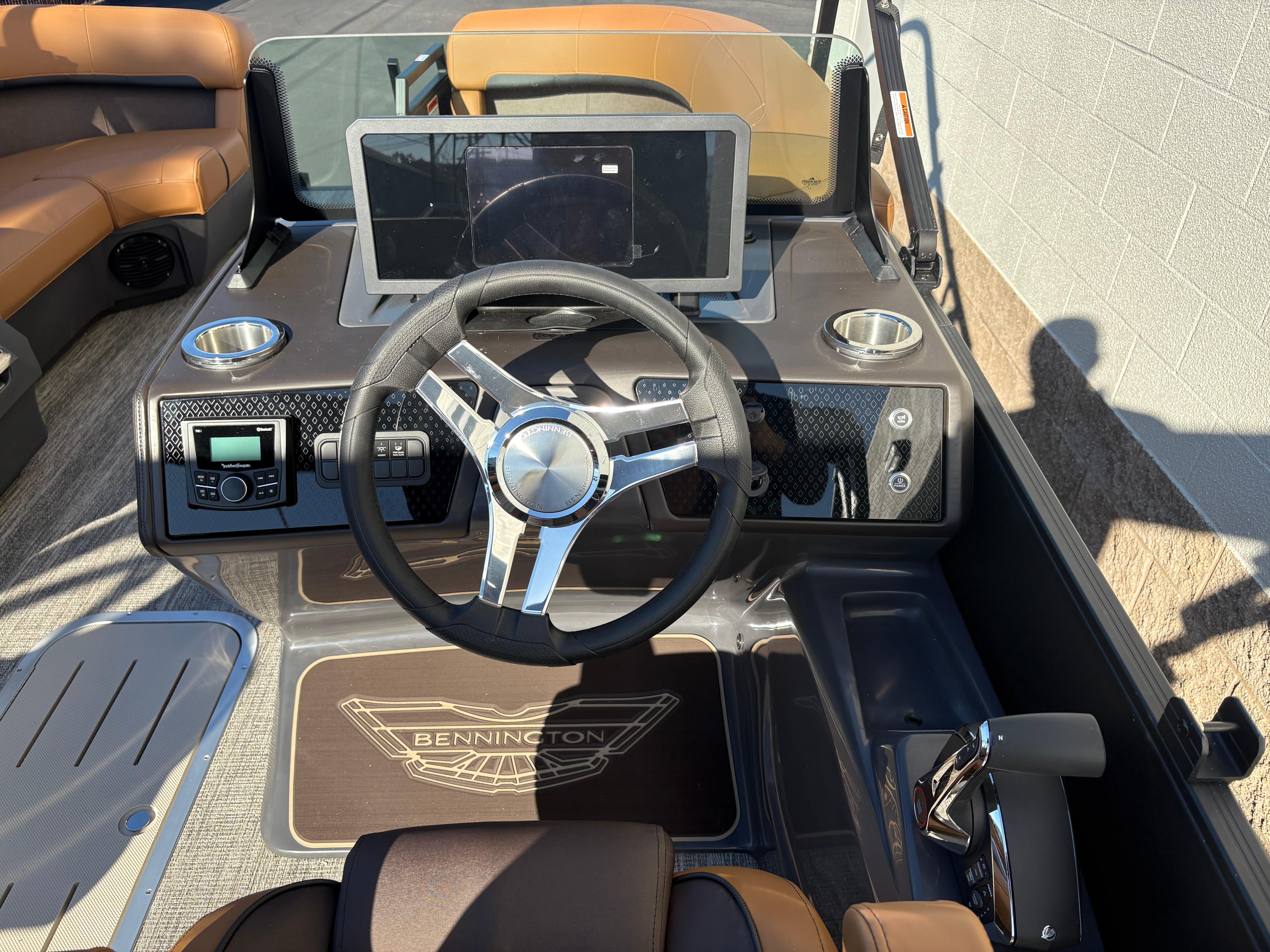 2025 Bennington 22 MSB #B2085K inventory image at Sun Country Marine Group, Irvine 2025 Bennington 22 MSB #B2085K inventory image at Sun Country Marine Group, Irvine