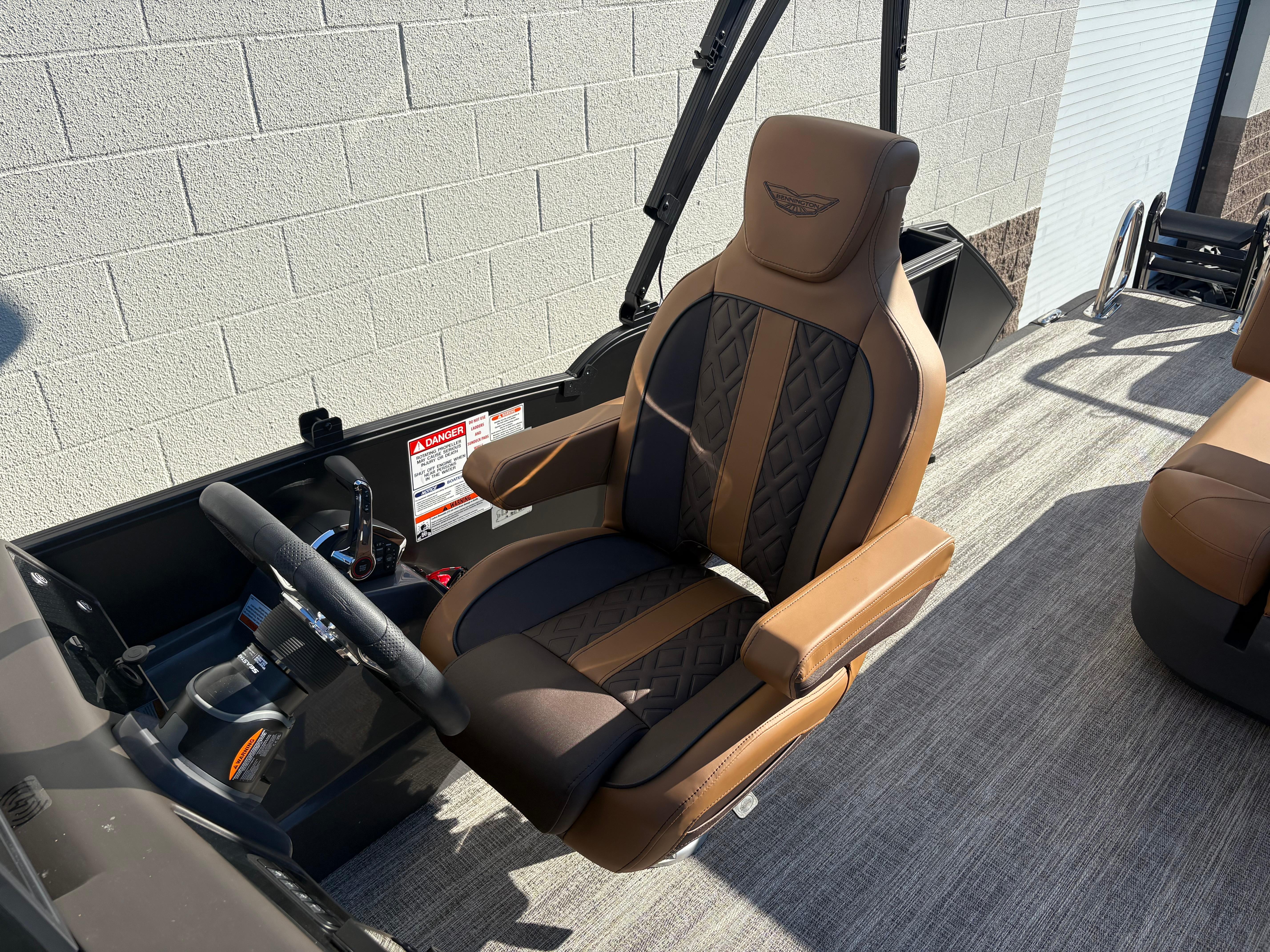 2025 Bennington 22 MSB #B2085K inventory image at Sun Country Marine Group, Irvine 2025 Bennington 22 MSB #B2085K inventory image at Sun Country Marine Group, Irvine