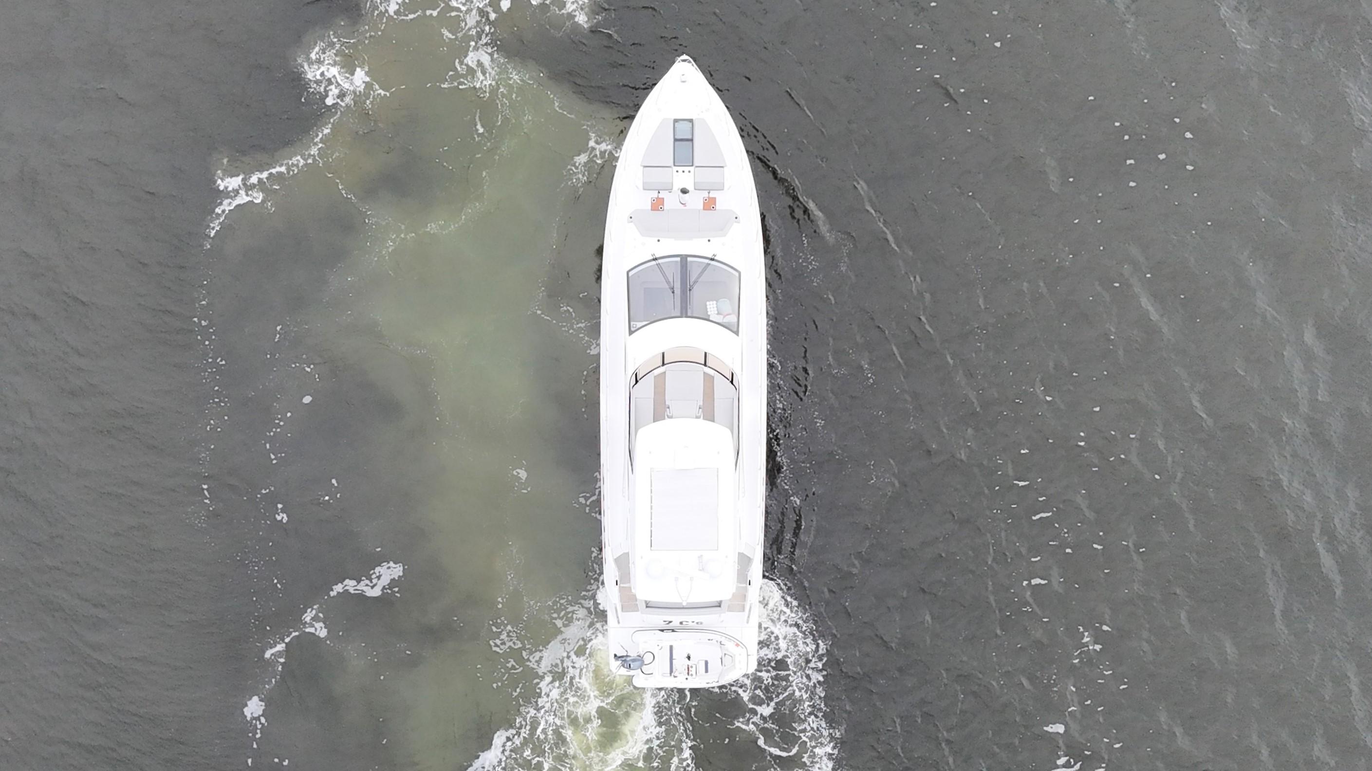 2021-cruisers-yachts-60-cantius-power-9764818-20250419070315906-1_XLARGE
