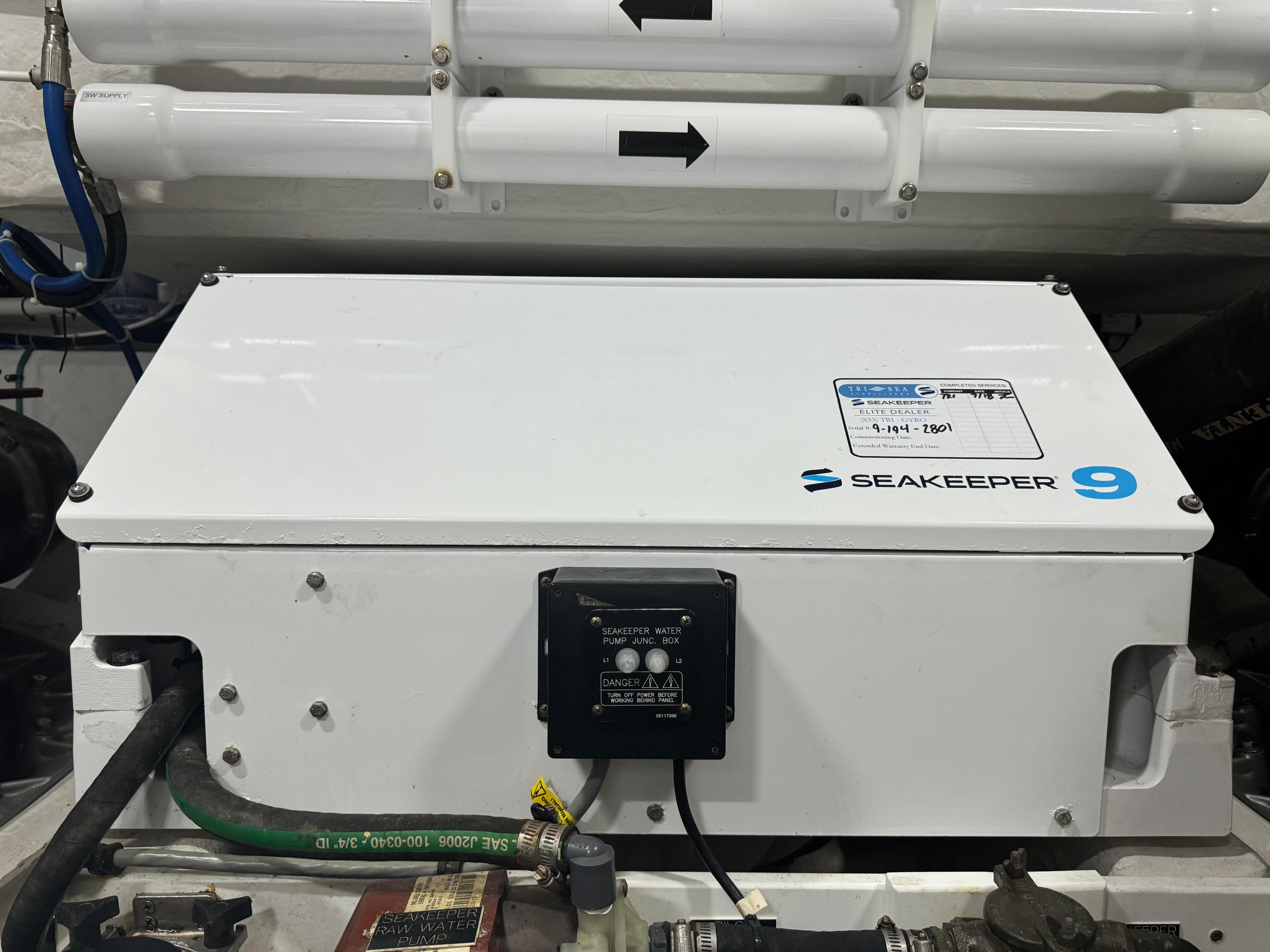 2021-cruisers-yachts-60-cantius-power-9764818-20250419074215193-1_XLARGE