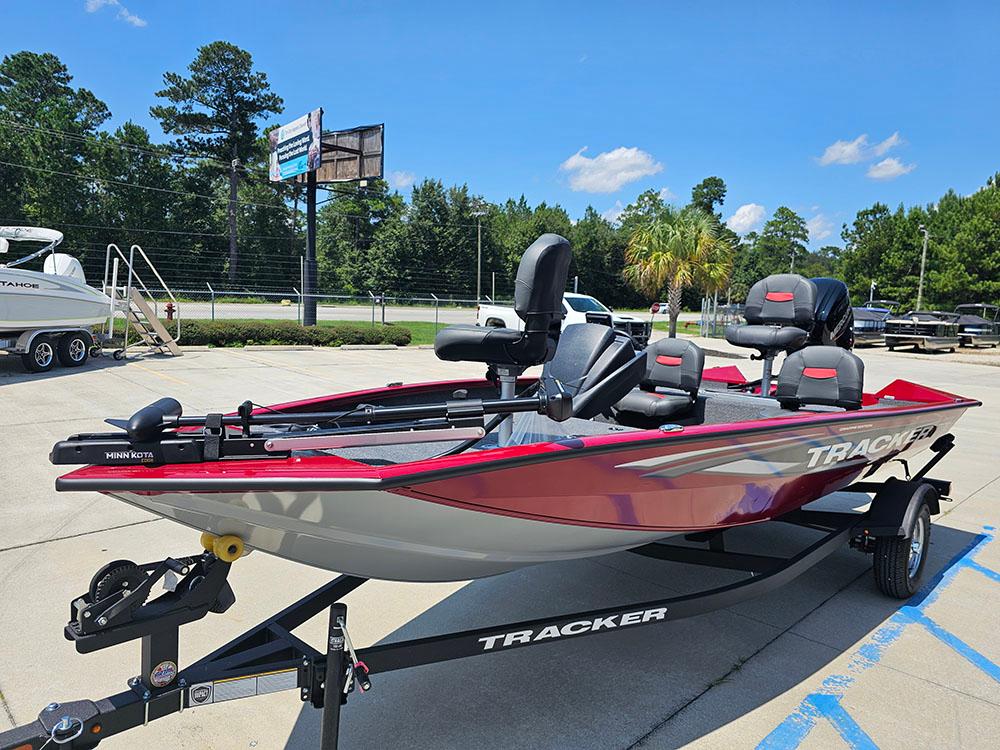 2025 Tracker Boats Pro Team 175 TF Crappie Edition