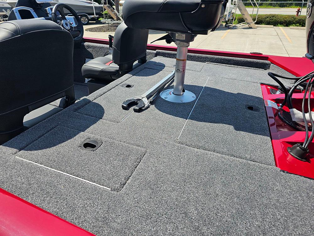 2025 Tracker Boats Pro Team 175 TF Crappie Edition
