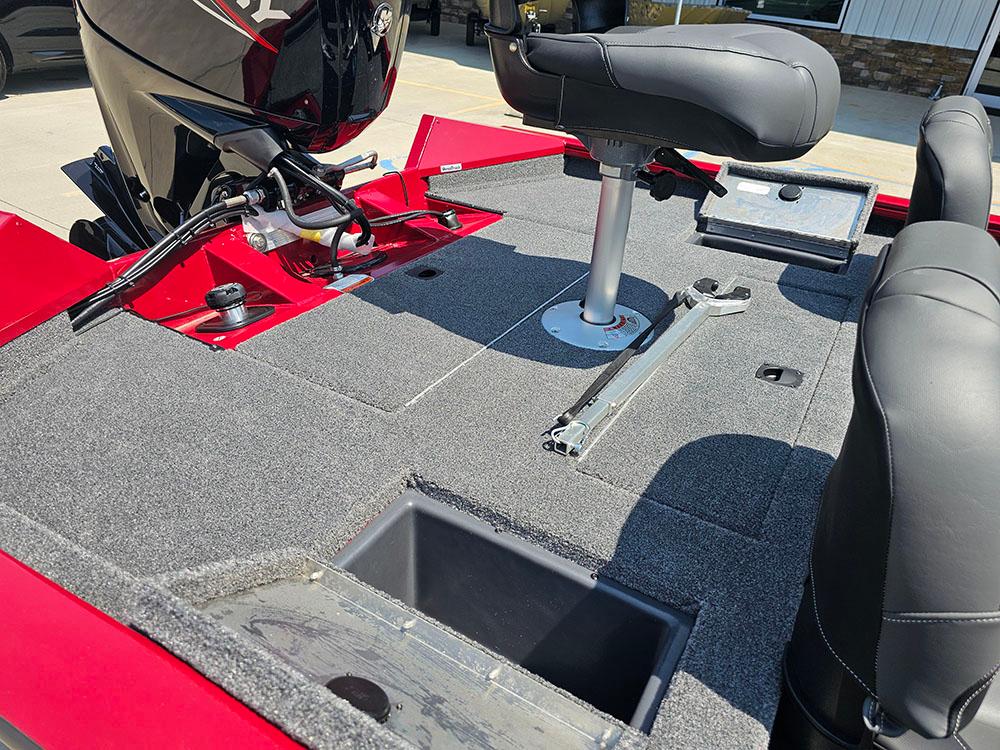 2025 Tracker Boats Pro Team 175 TF Crappie Edition