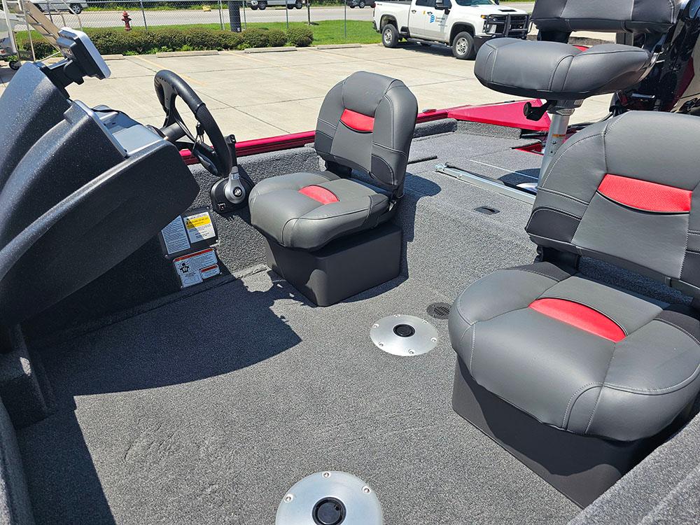 2025 Tracker Boats Pro Team 175 TF Crappie Edition