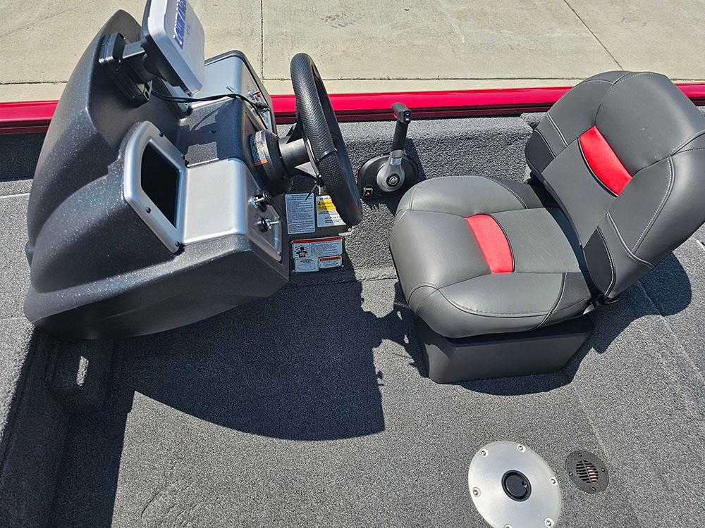 2025 Tracker Boats Pro Team 175 TF Crappie Edition