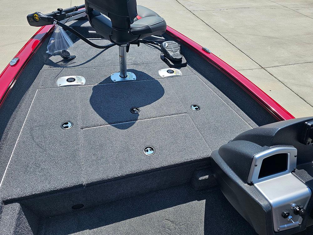 2025 Tracker Boats Pro Team 175 TF Crappie Edition