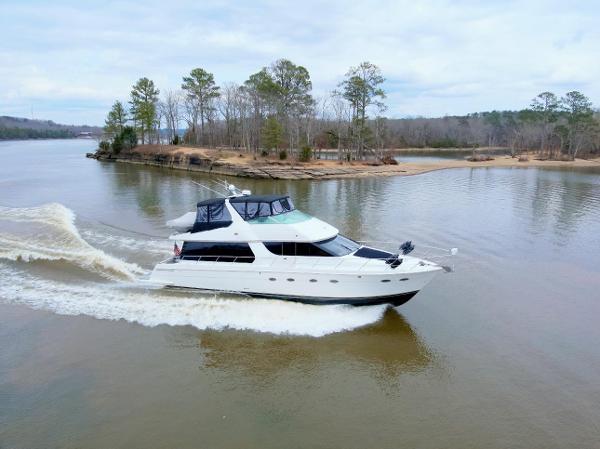 Photo of 2001 Carver 59'