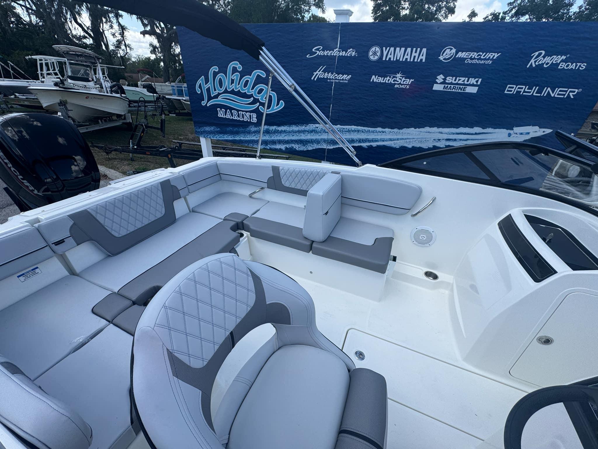 2025 Bayliner VR4 Bowrider OB-5