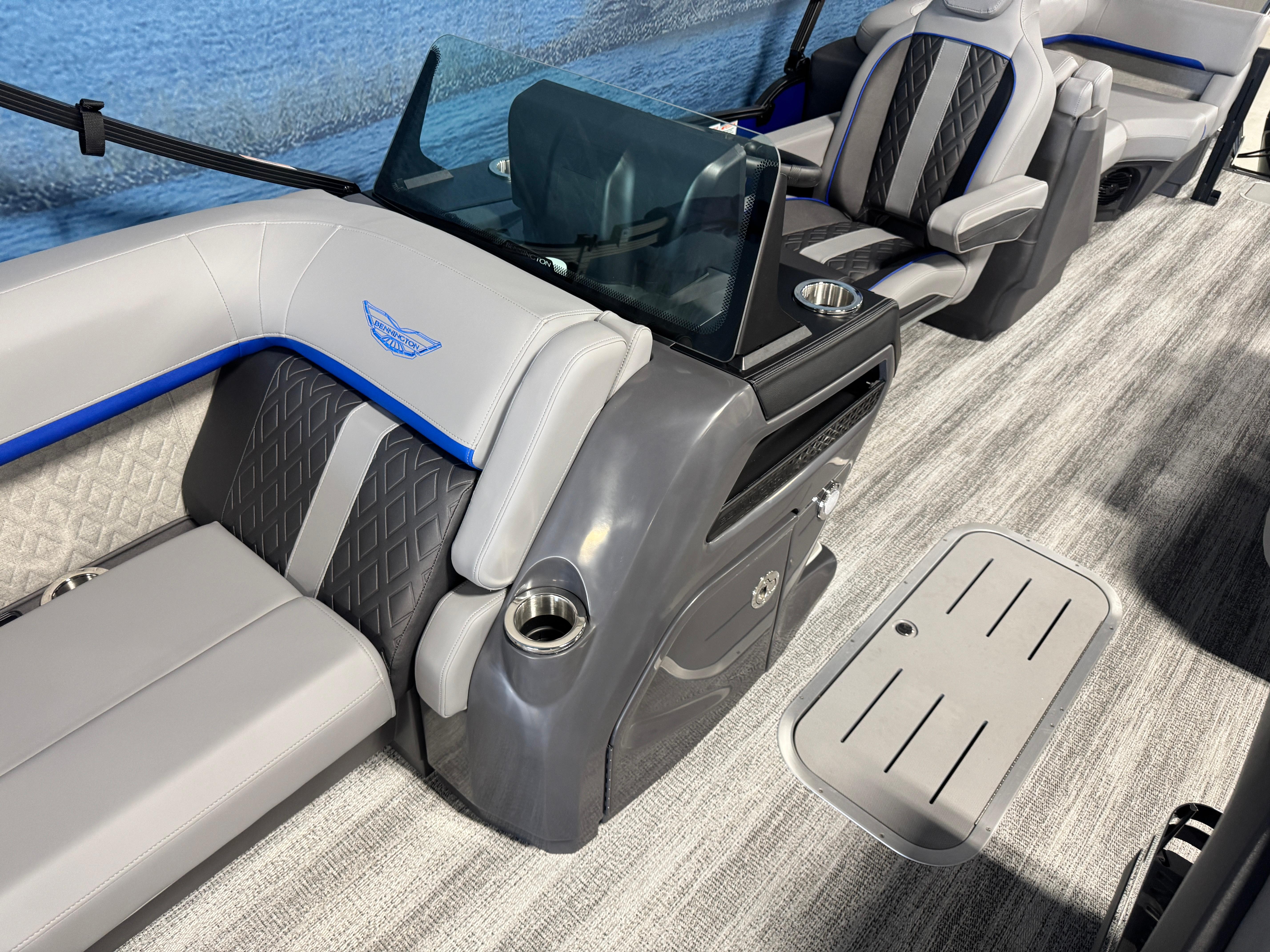 2025 Bennington 22 MFB #B2081K inventory image at Sun Country Marine Group, Irvine 2025 Bennington 22 MFB #B2081K inventory image at Sun Country Marine Group, Irvine