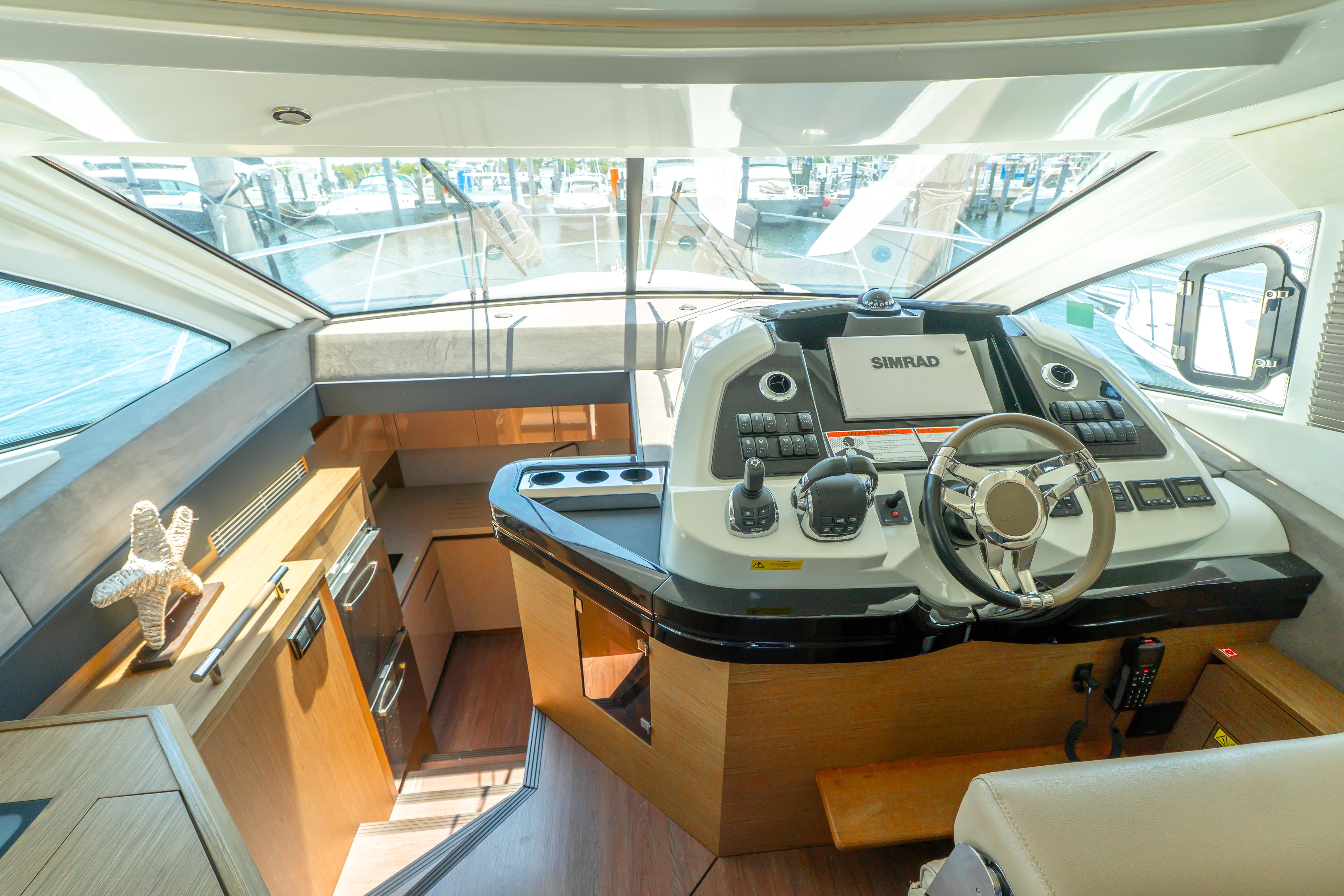 Yacht Photos Pics