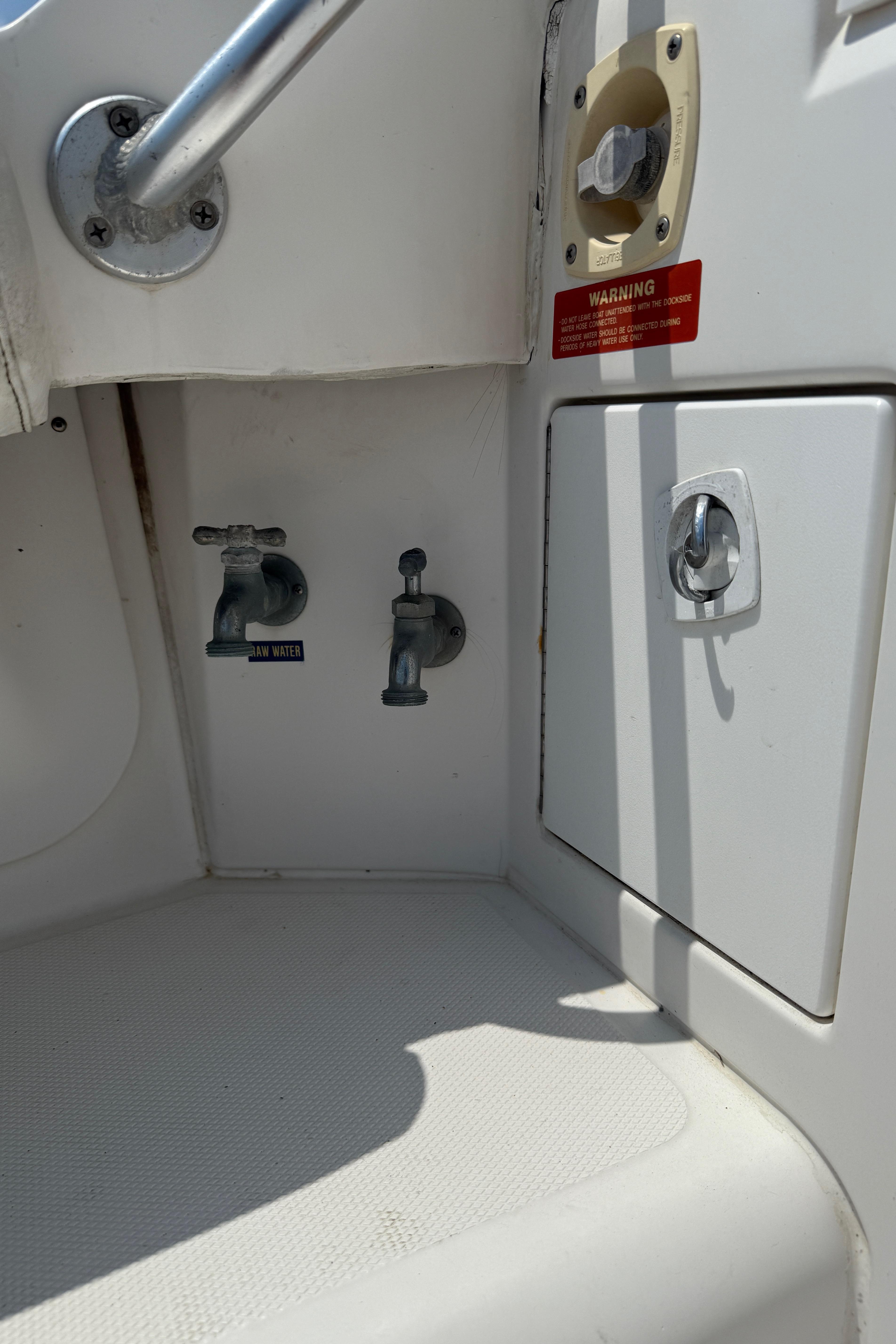 2004-luhrs-36-convertible-power-9814826-20250525152824510-1_XLARGE