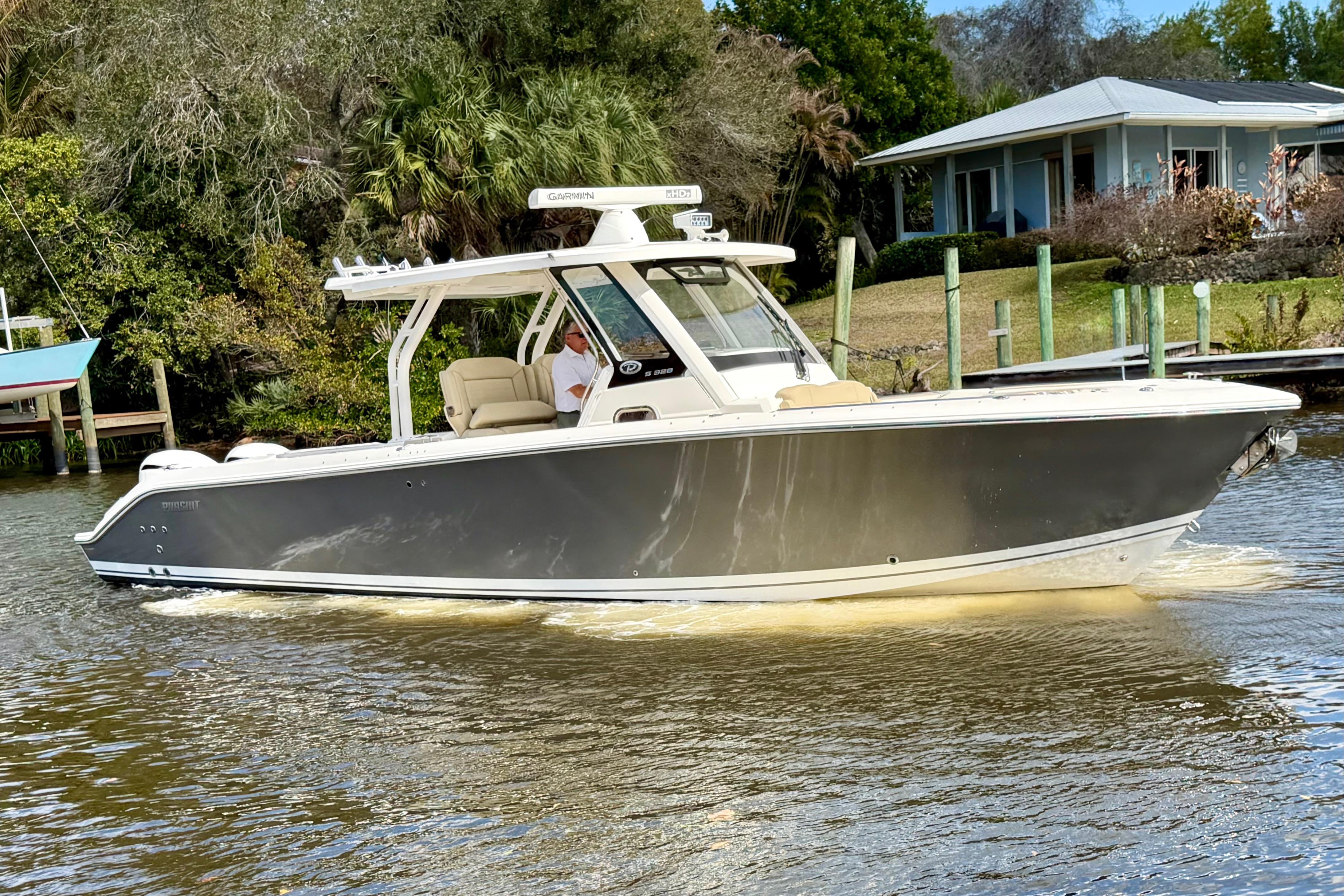 2019 Pursuit 34 S 328 Sport