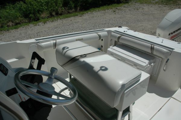 Helm Seat