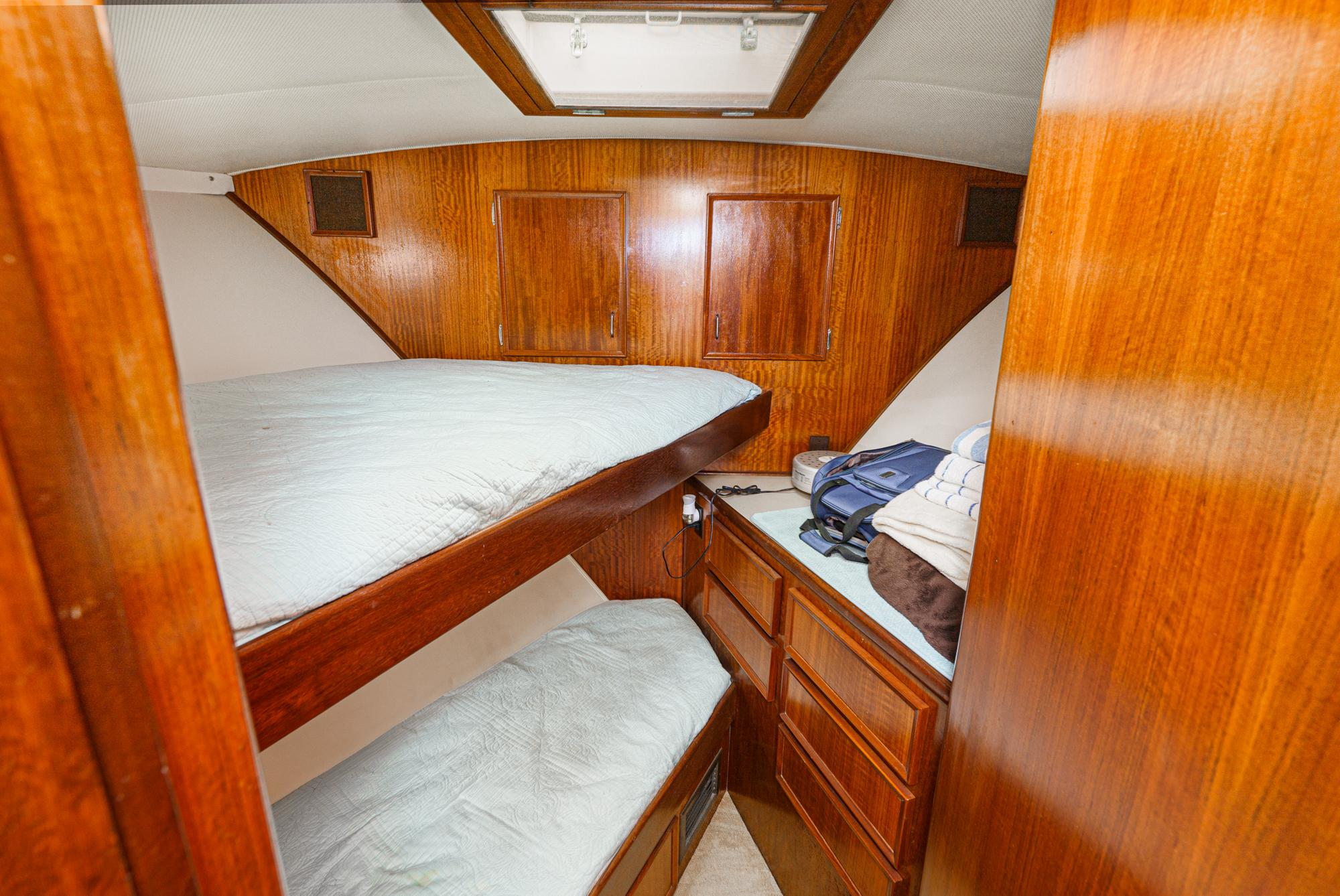 Hatteras-60 Convertible 1978-Bucket List CA-US-9634838 | Thumbnail