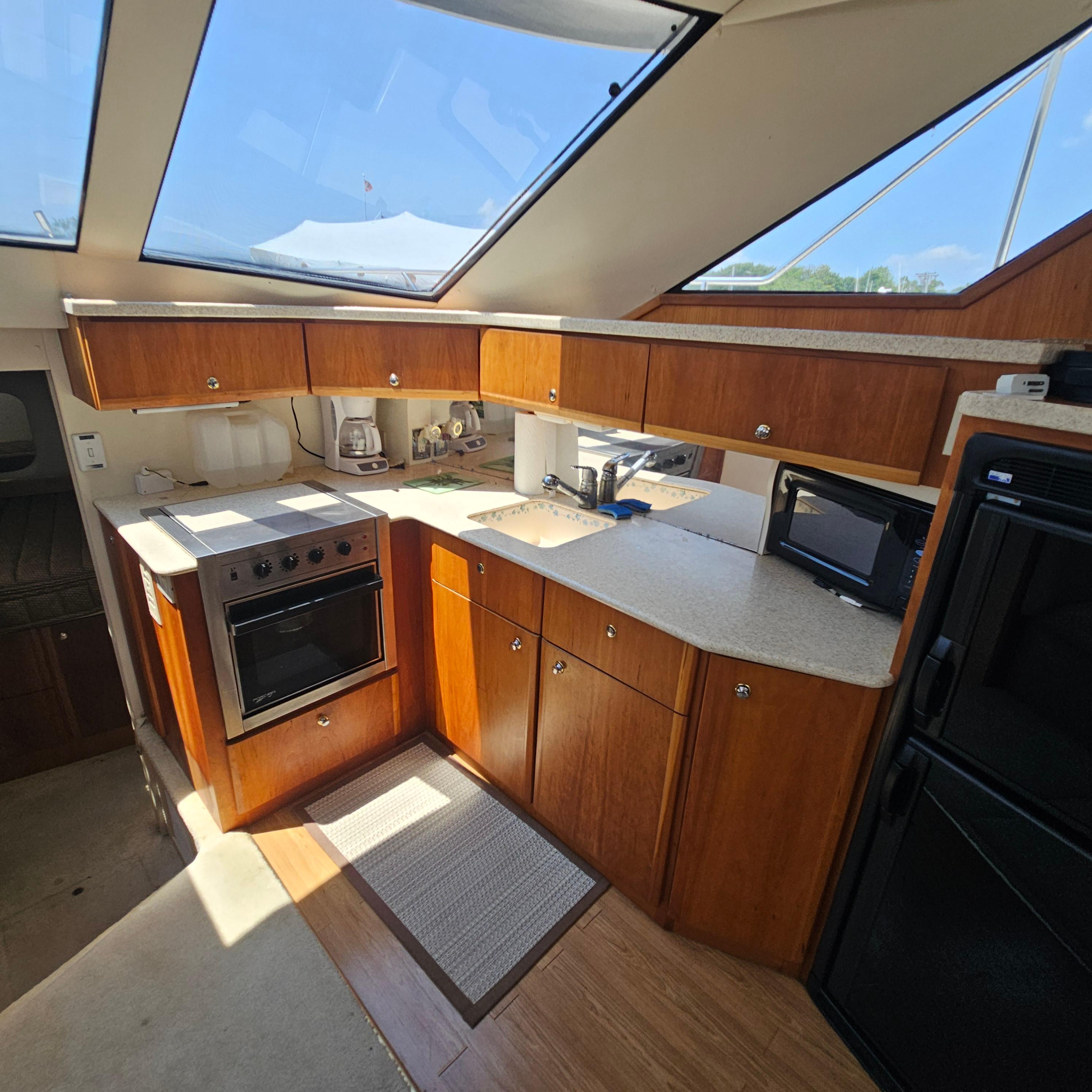 2000-silverton-392-motor-yacht-power-9834838-20250703152046812-1