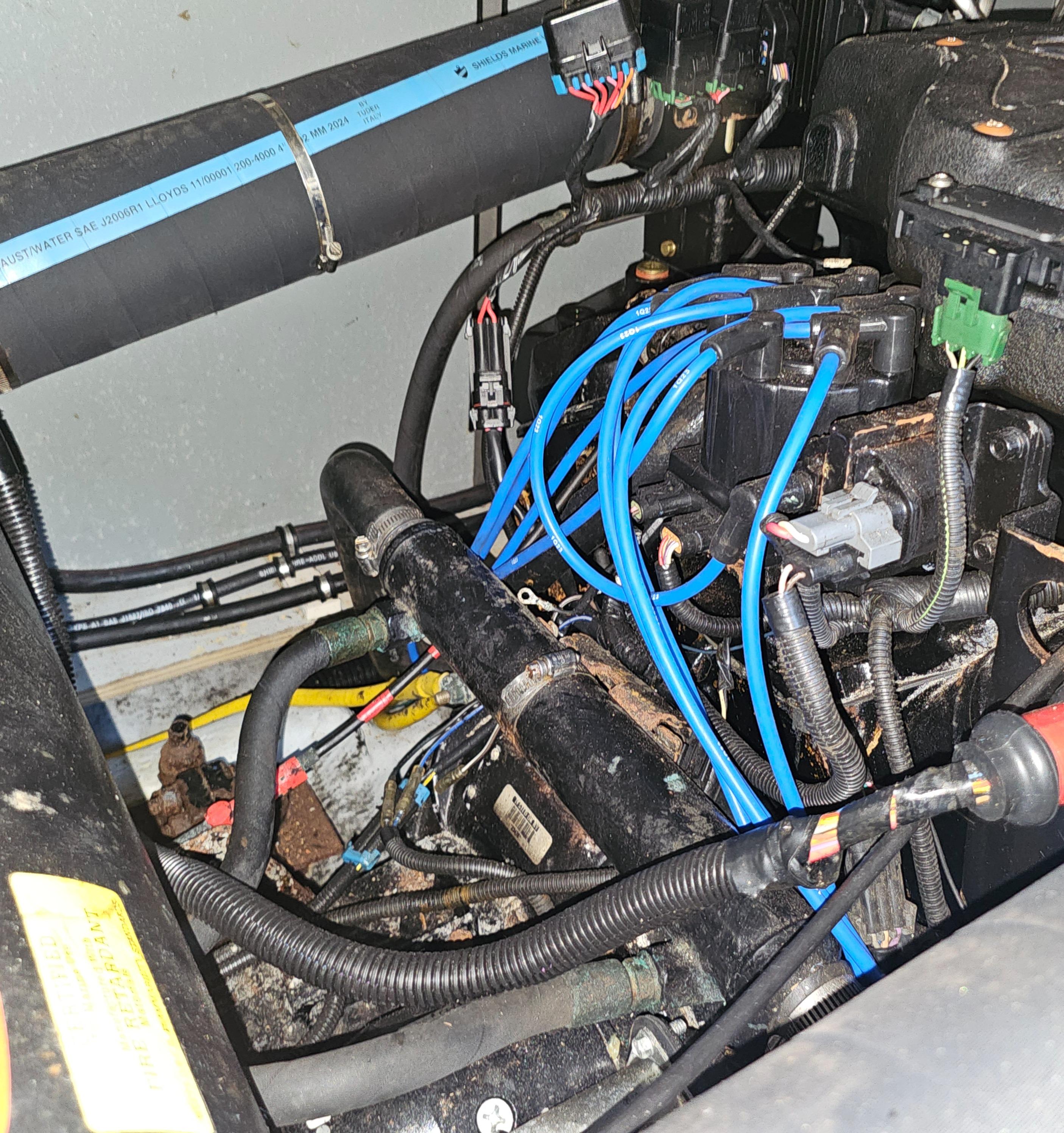 2000-silverton-392-motor-yacht-power-9834838-20250703152232197-1