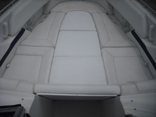 Filler cushion in
