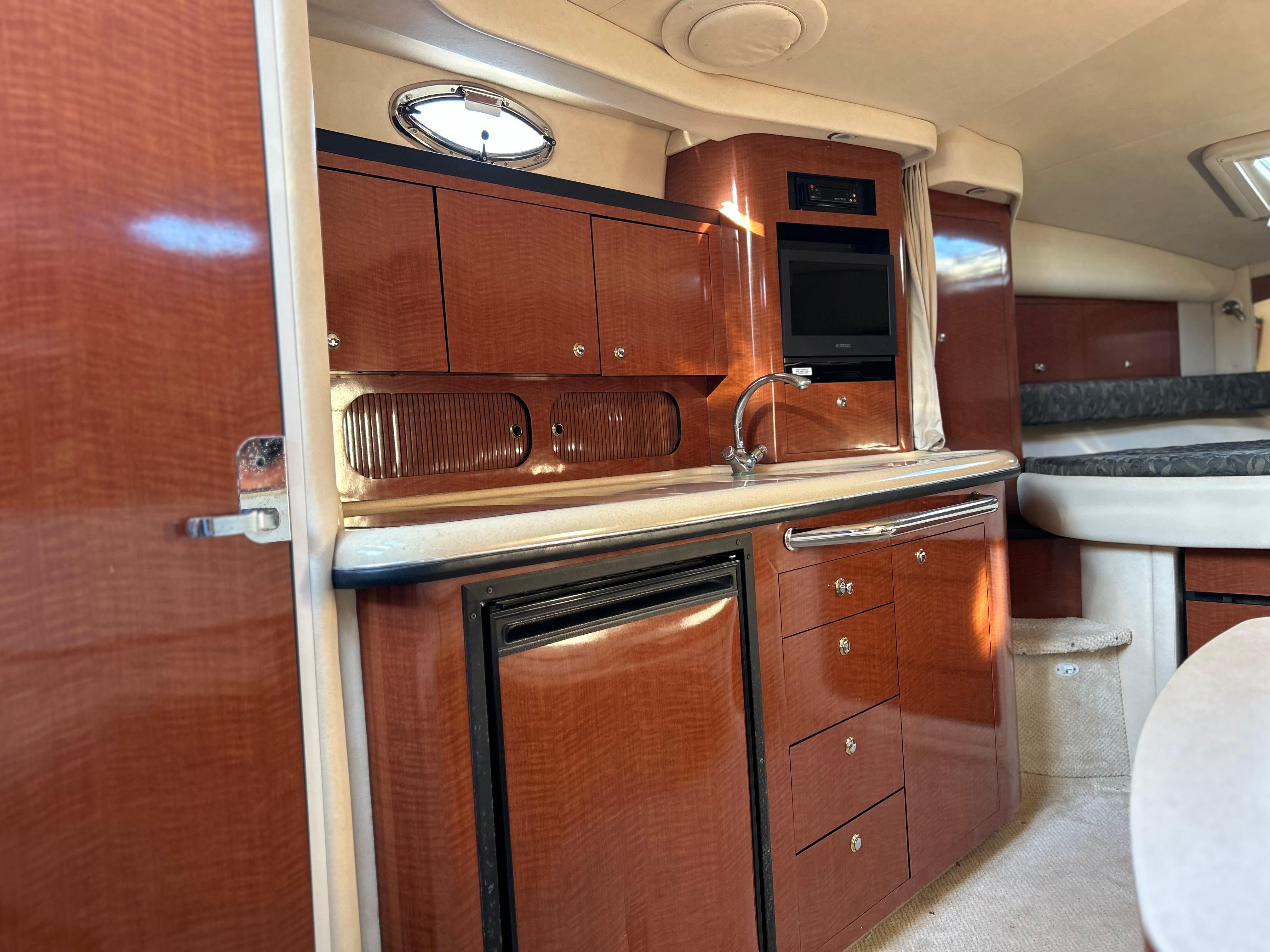 2004-sea-ray-340-sundancer-power-9774854-20250428192749976-1_XLARGE