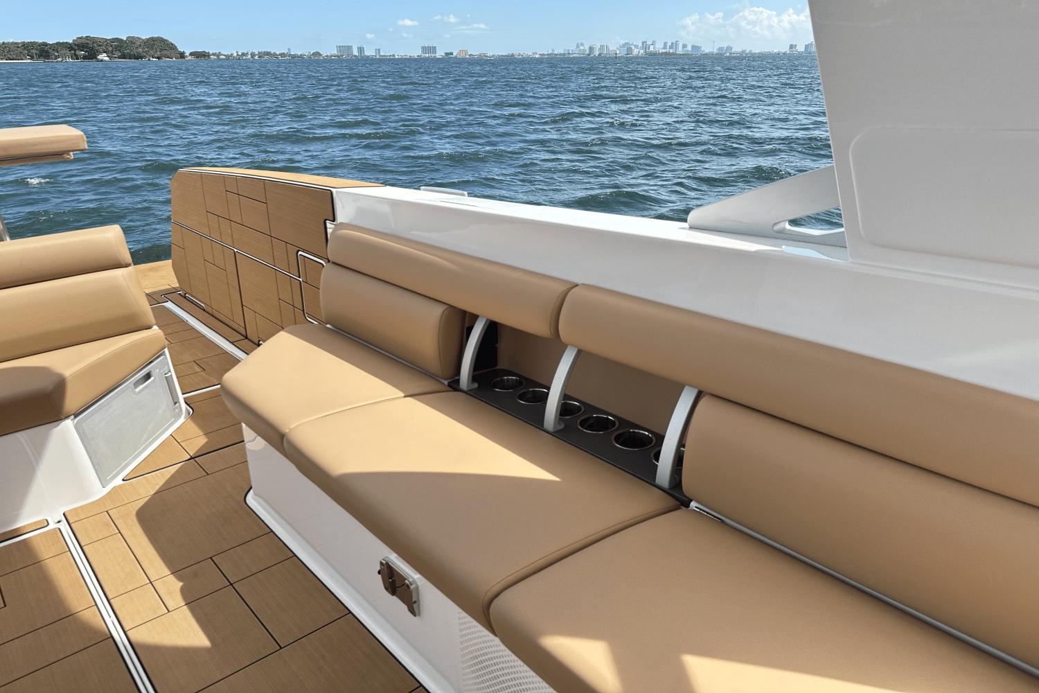 Aviara-AV40 Outboard 2024 -FL-US-8764854 | Thumbnail