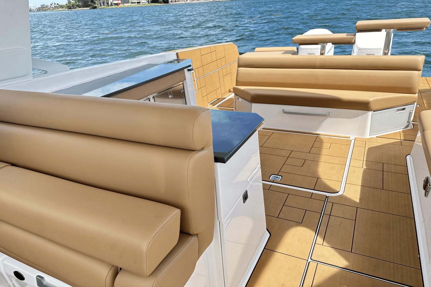 Aviara-AV40 Outboard 2024 -FL-US-8764854 | Thumbnail