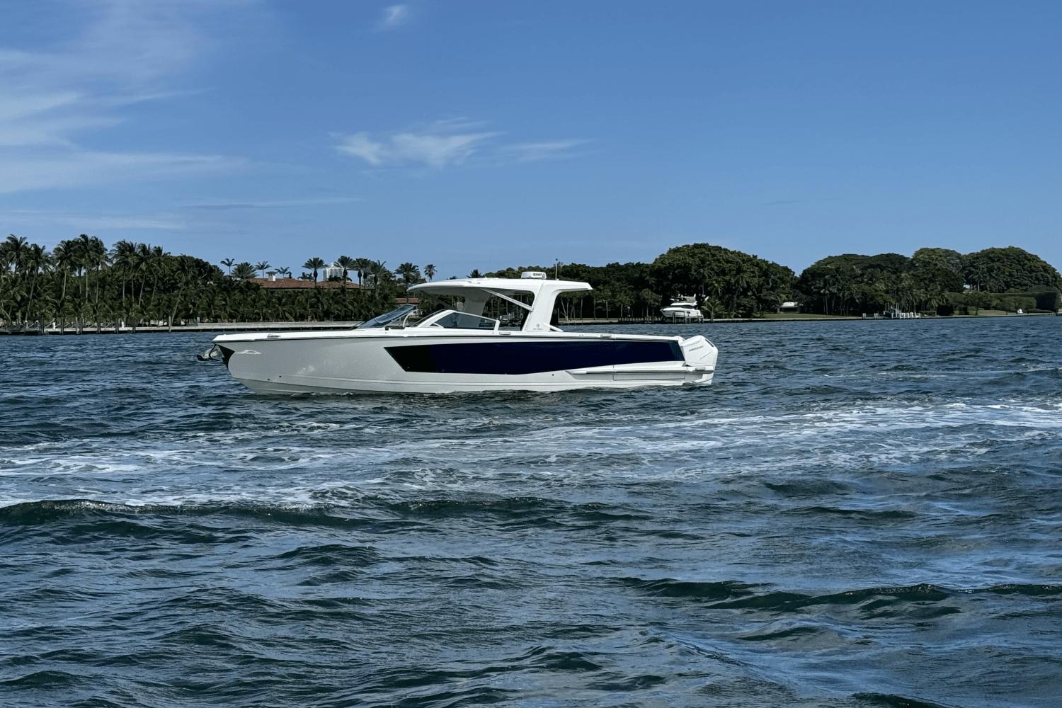 Aviara-AV40 Outboard 2024 -FL-US-8764854 | Thumbnail