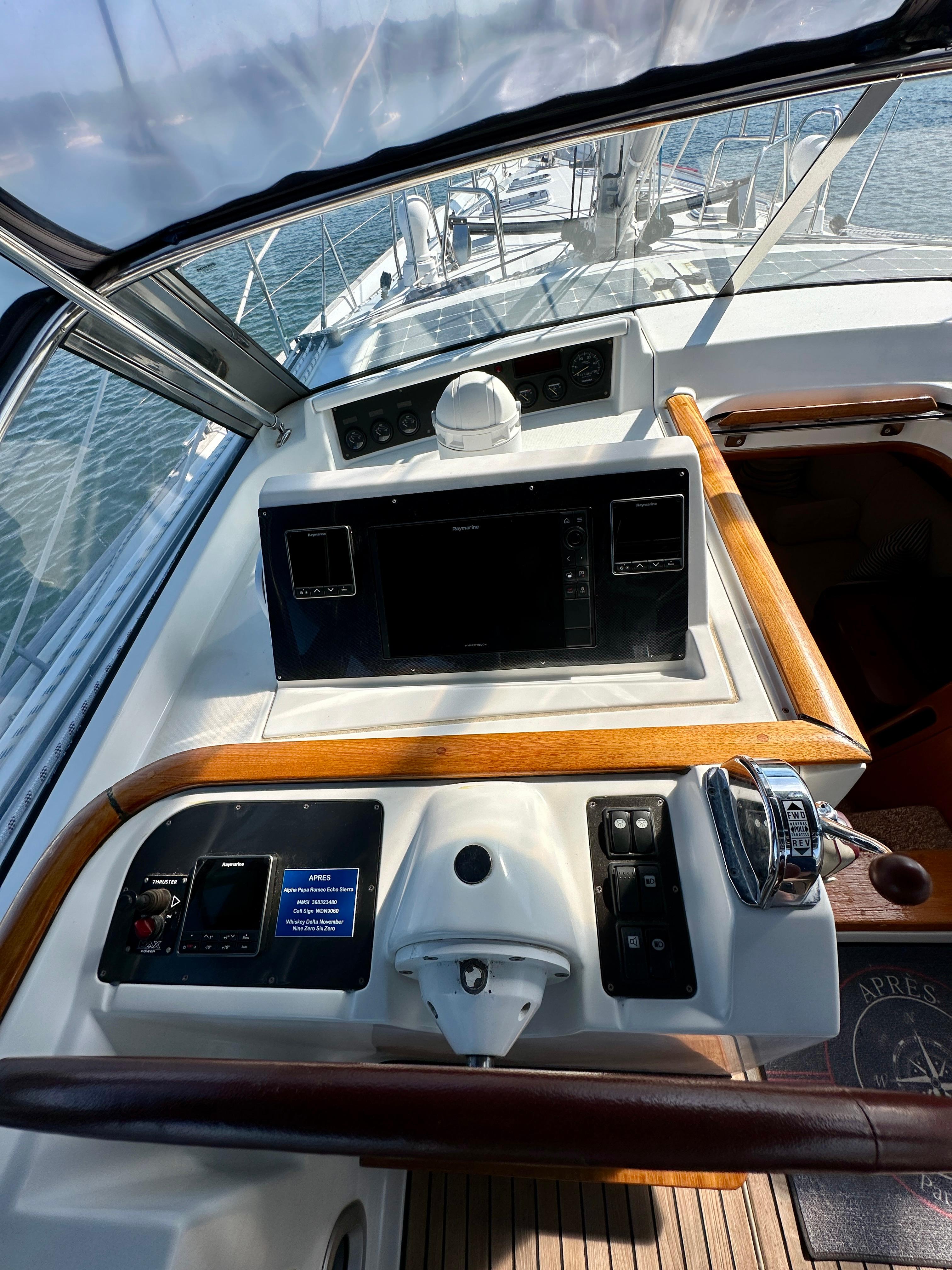 Newport RI Yacht Brokerage