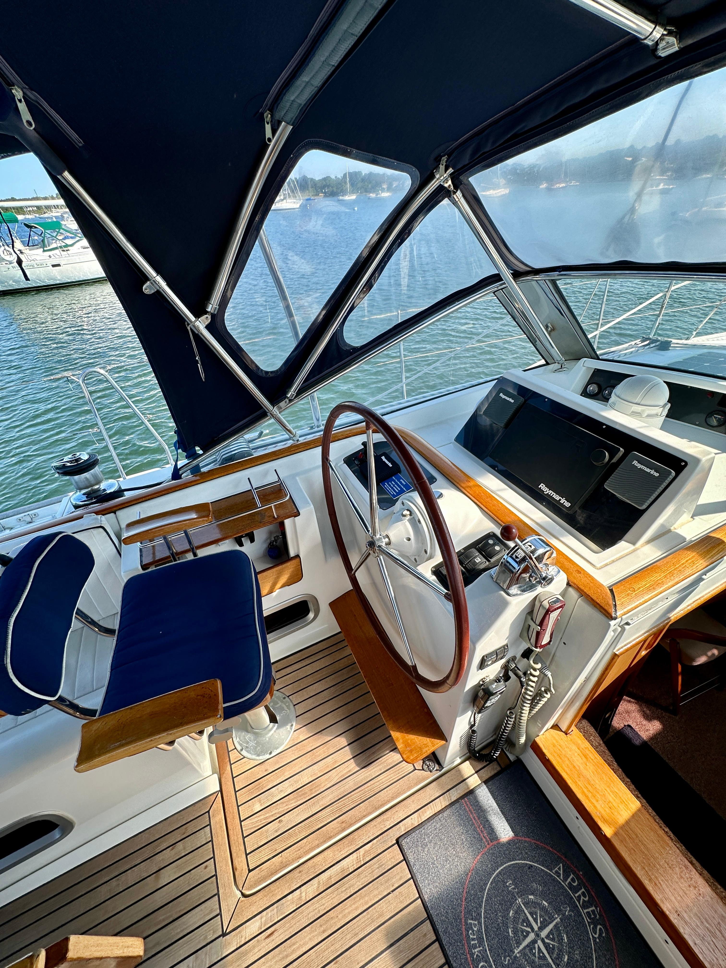 Newport RI Yacht Brokerage