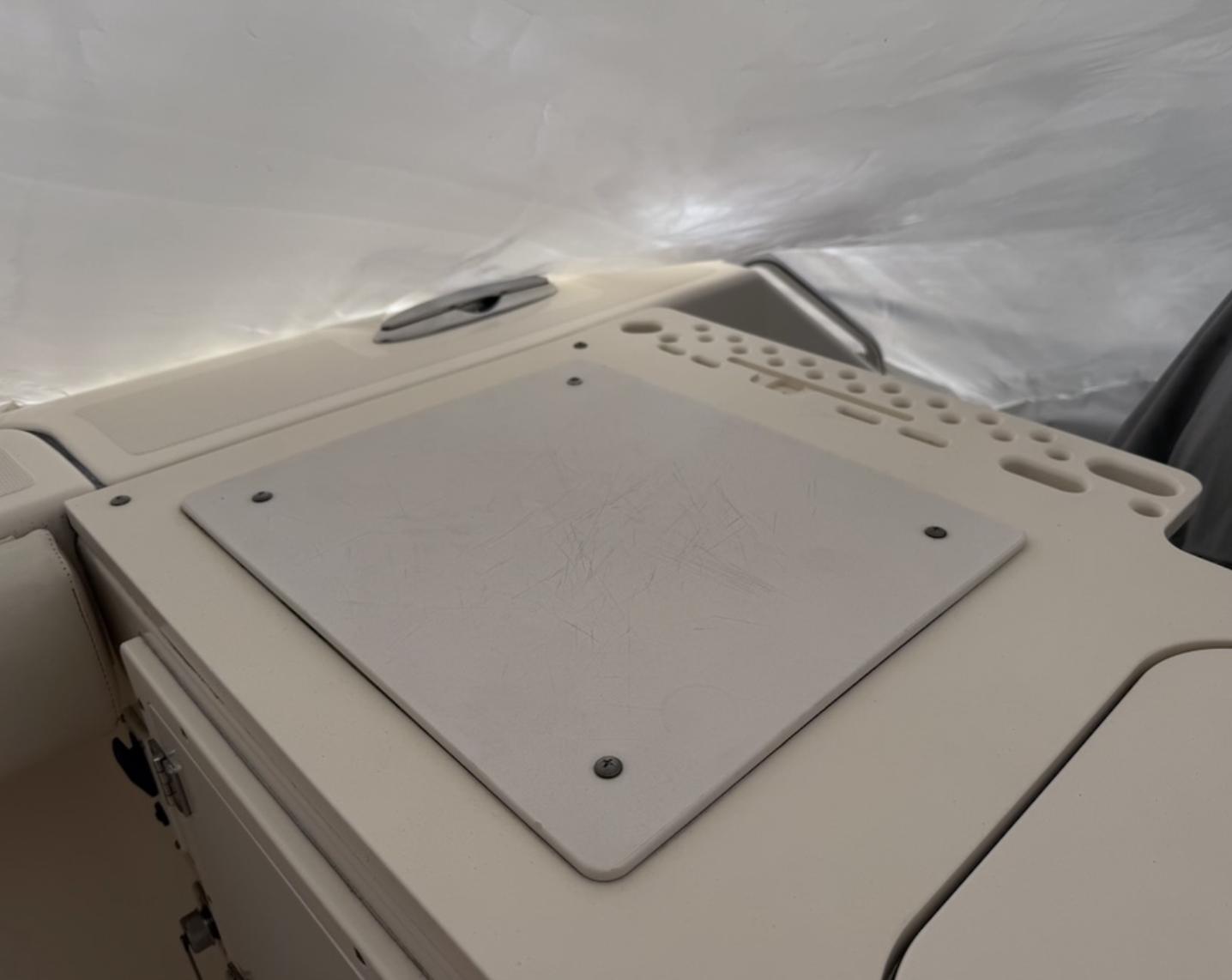 2008-pursuit-c-250-center-console-power-9774864-20250428194459199-1_XLARGE