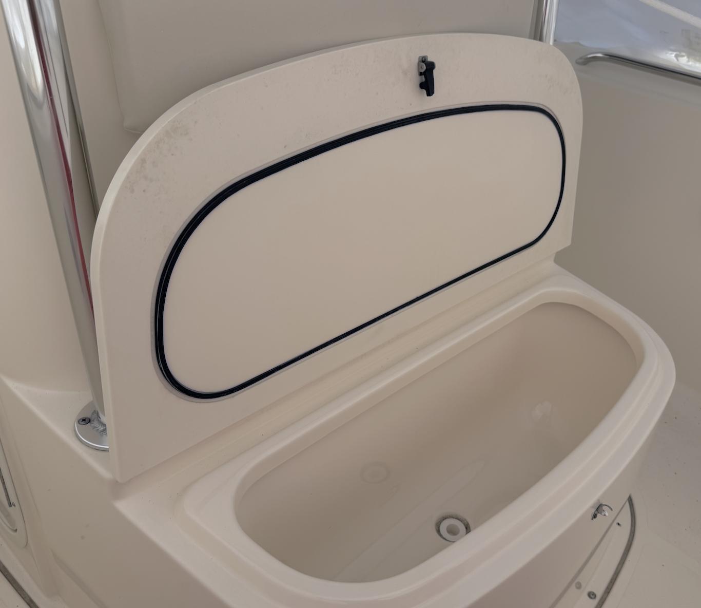 2008-pursuit-c-250-center-console-power-9774864-20250428194509559-1_XLARGE