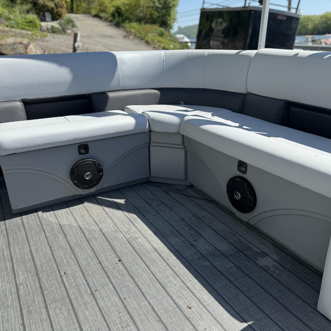 2024 Bentley pontoons LE 180 Cruise-8