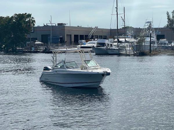 24' Robalo, Listing Number 100913929, - Photo No. 2