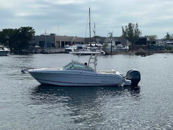24' Robalo, Listing Number 100913929, - Photo No. 3