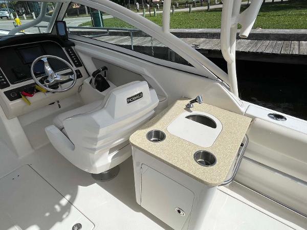 24' Robalo, Listing Number 100913929, - Photo No. 19