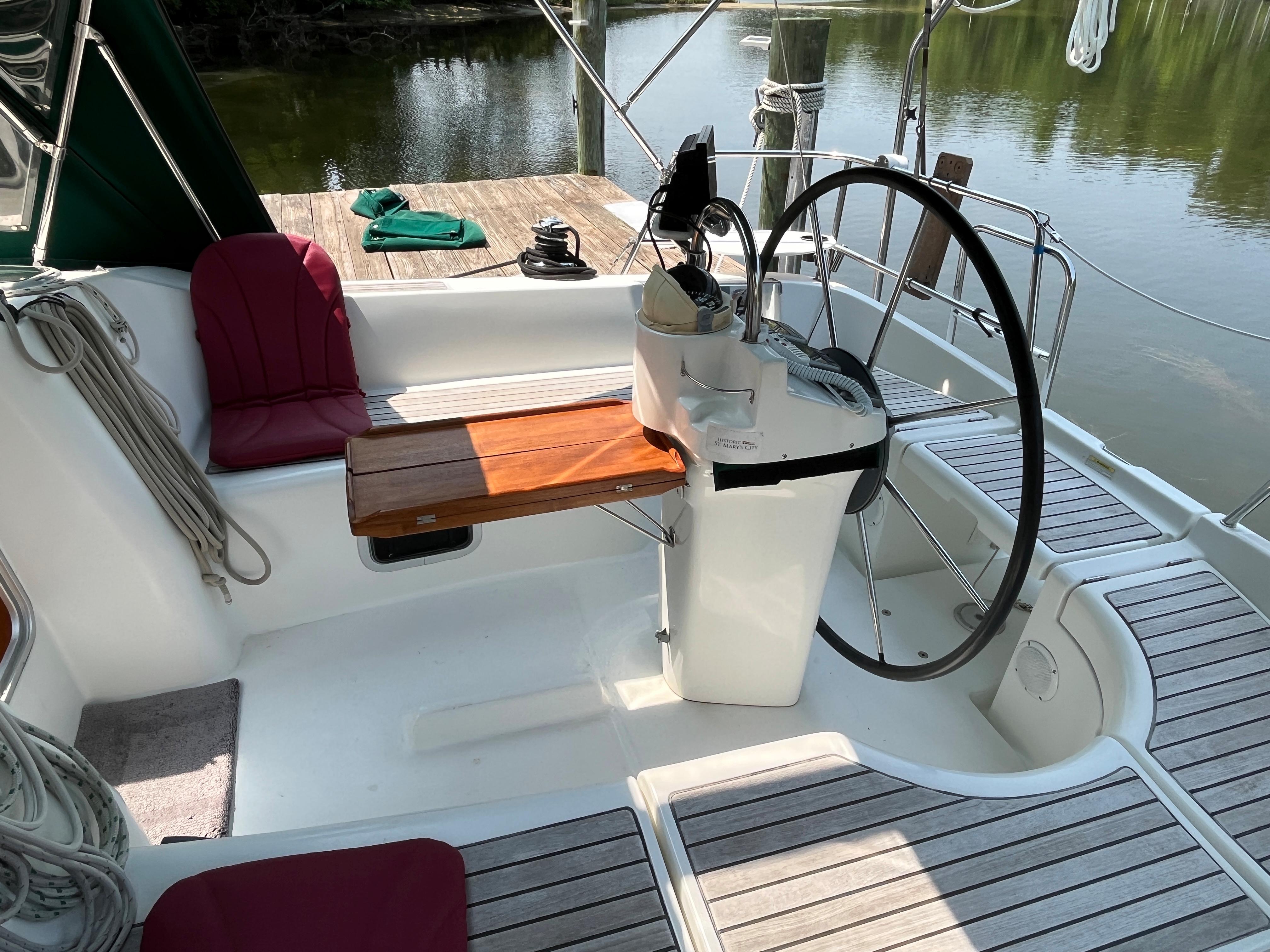 2000 Beneteau 361 For Sale | YaZu Yachting | Deltaville