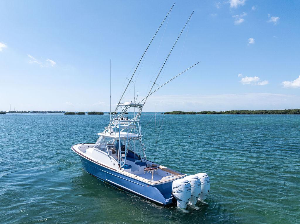 Release Boatworks-39 Walk Around 2022 -FL-US-9694868 | Thumbnail
