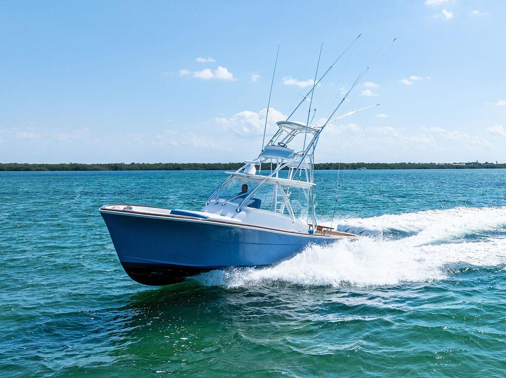 Release Boatworks-39 Walk Around 2022 -FL-US-9694868 | Thumbnail
