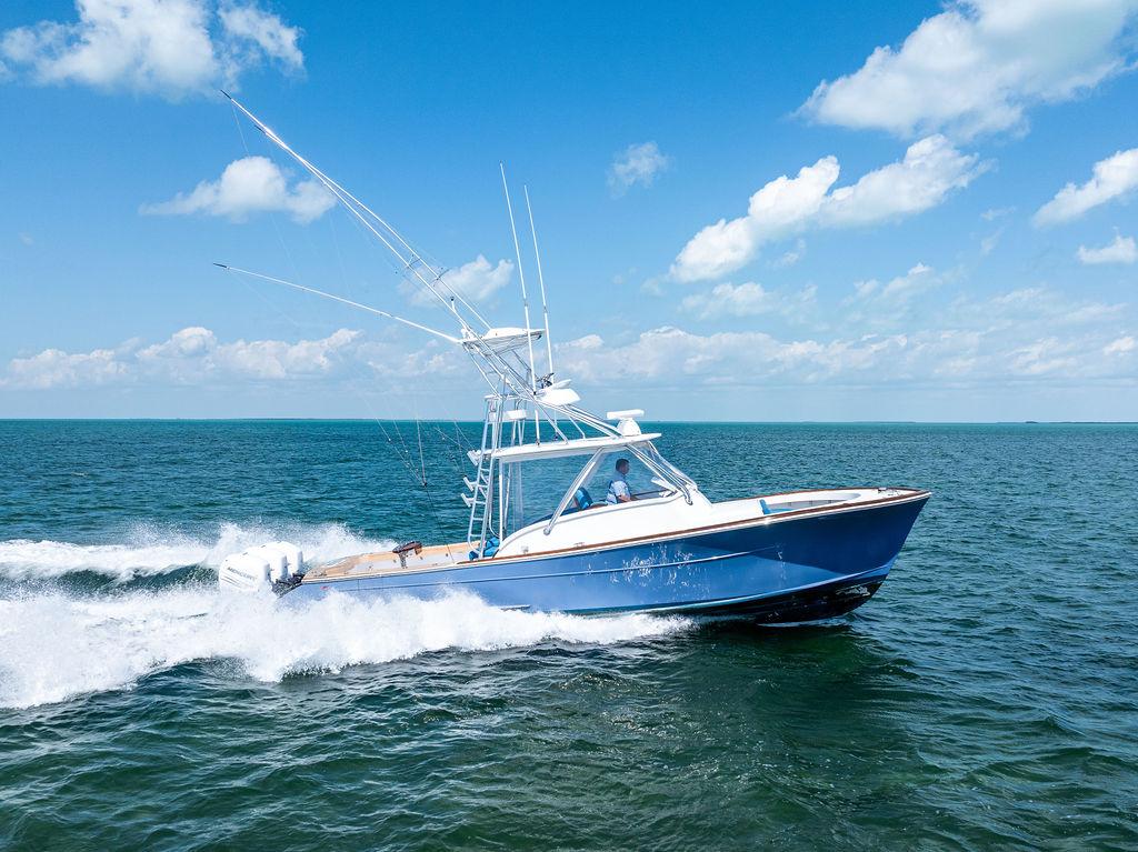 Release Boatworks-39 Walk Around 2022 -FL-US-9694868 | Thumbnail