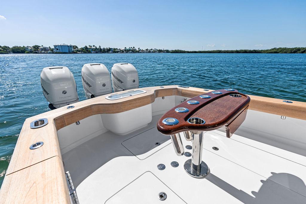 Release Boatworks-39 Walk Around 2022 -FL-US-9694868 | Thumbnail