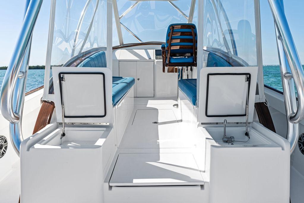 Release Boatworks-39 Walk Around 2022 -FL-US-9694868 | Thumbnail