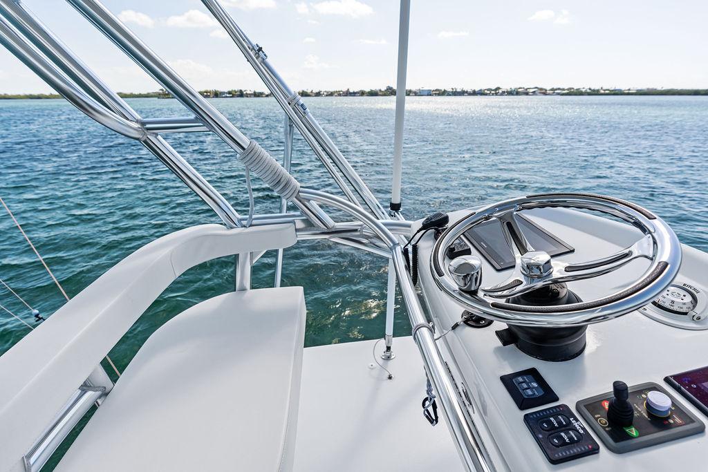 Release Boatworks-39 Walk Around 2022 -FL-US-9694868 | Thumbnail